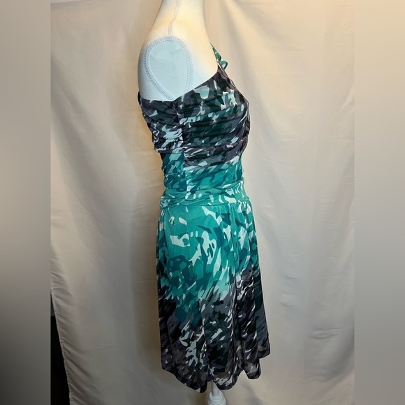 ⭐️ NINE WEST ~ Green & Gray One Shoulder Party Cocktail Dress- size 2 - Picture 5 of 12